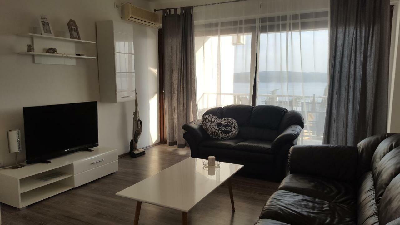 Apartament Helena *